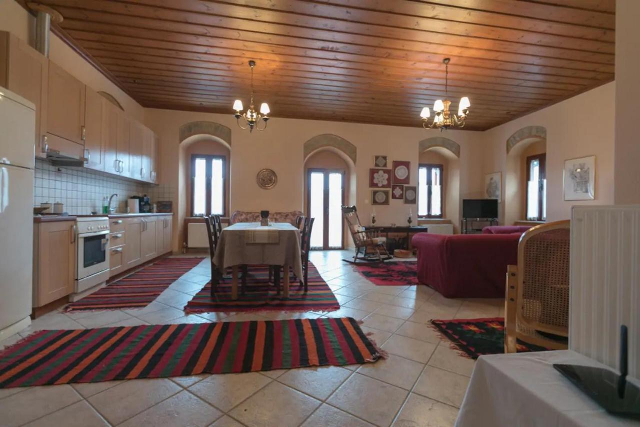 Sophia'S Stone House Daire Dimitsana Dış mekan fotoğraf